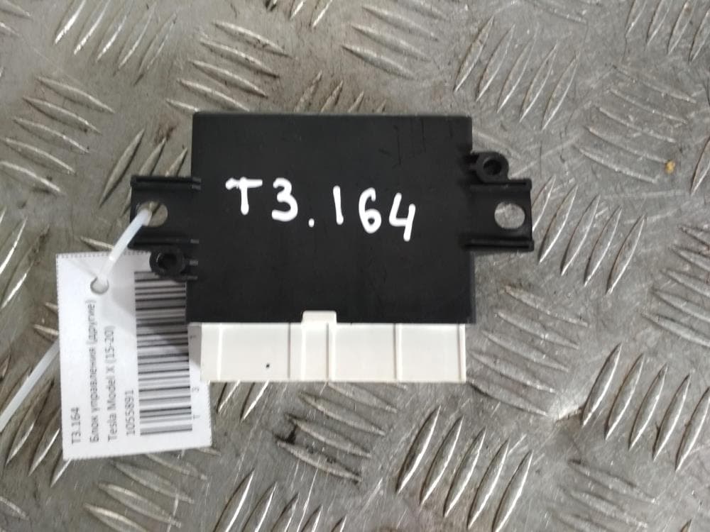 Блок управления (другие) к Tesla Model X (15-21)