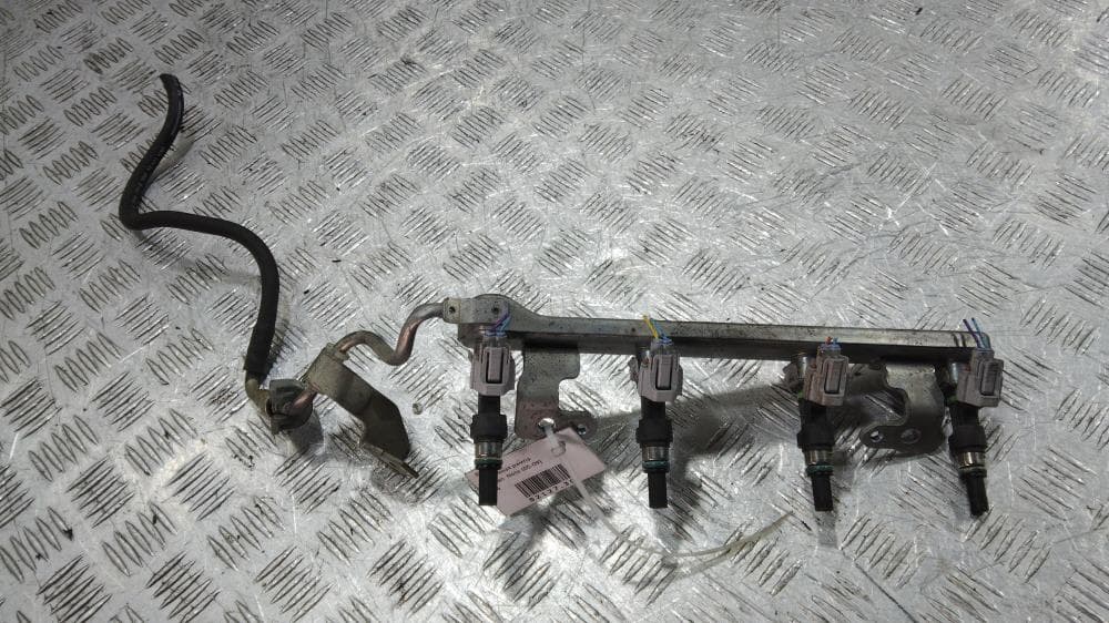 Топливная рампа к Nissan  Note E11 (05-09)