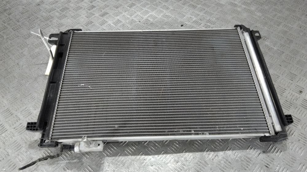Радиатор кондиционера к Mercedes E Class W212/S212/C207/A207 Рестайлинг (13-16)