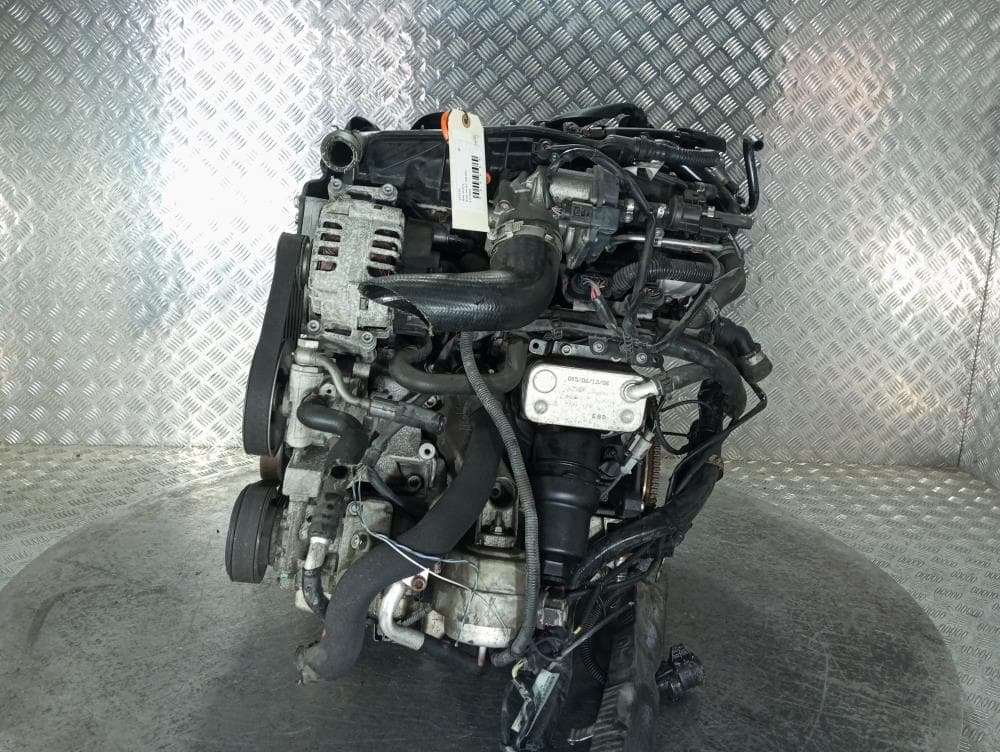 Двигатель к Audi A4 B7 (04-09)
