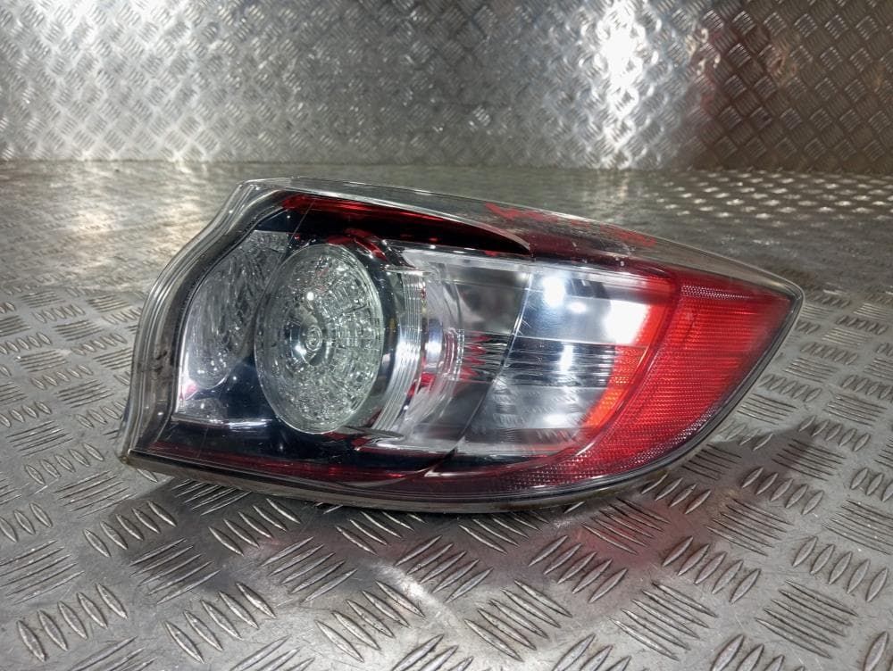 Фонарь задний правый к Mazda 3 BL (09-11)