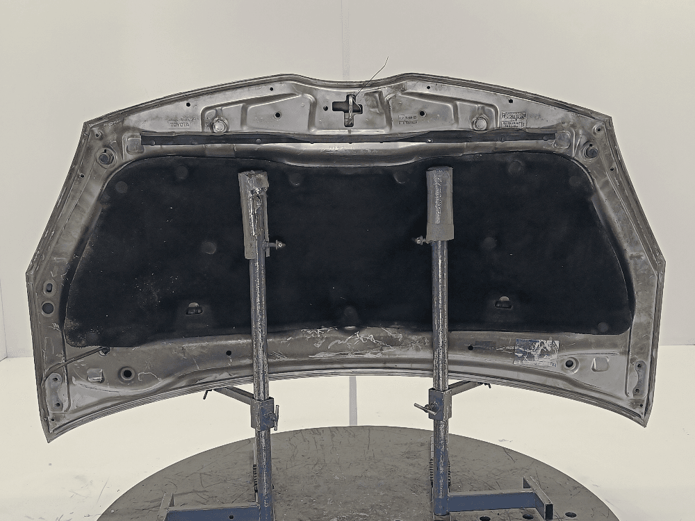 Капот к Toyota Corolla Verso 2 (01-06)
