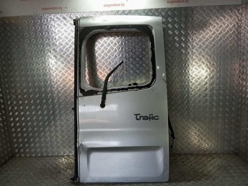 Дверь задняя распашная правая к Renault Trafic 2 (01-06)