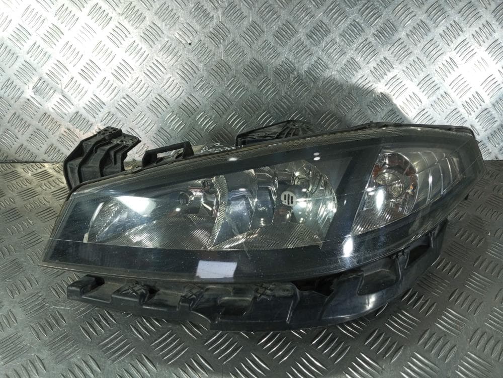 Фара левая к Renault Laguna 2 Рестайлинг (05-08)