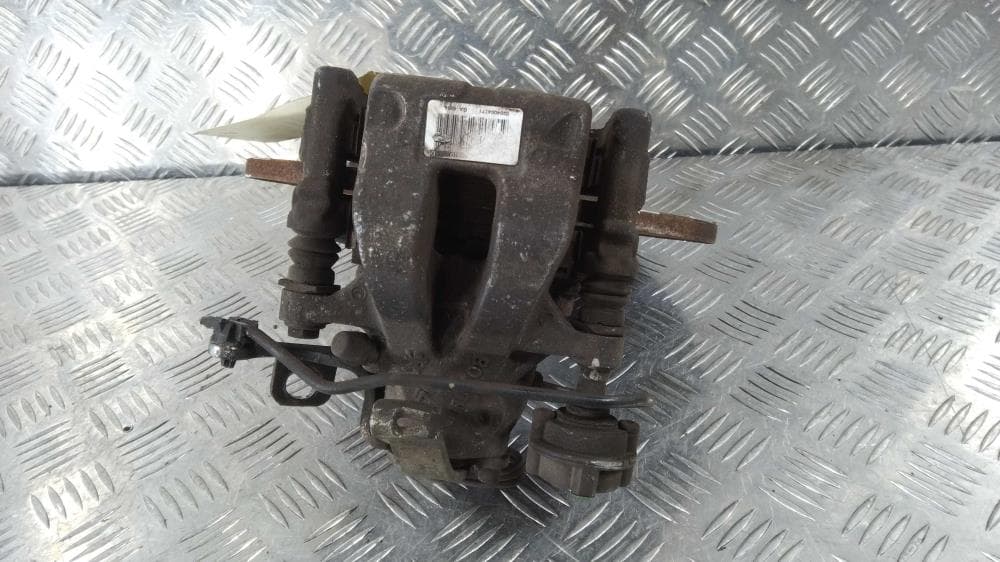 Кулак задний правый к Citroen C4 Picasso 1 (06-13)