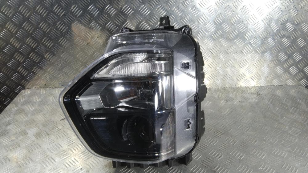 Фара правая к Hyundai Santa Fe TM (18-20)