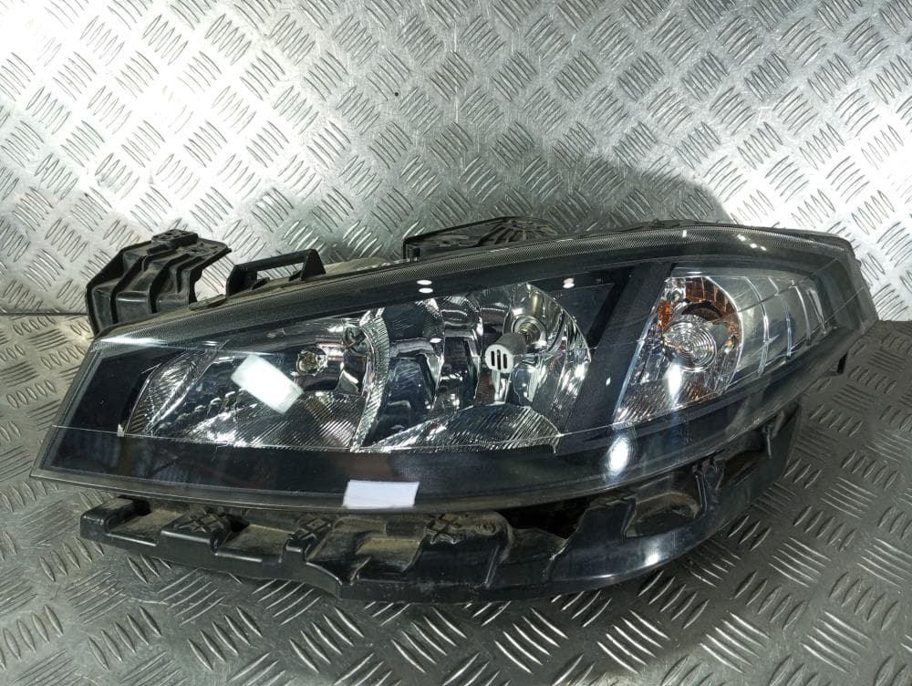 Фара левая к Renault Laguna 2 Рестайлинг (05-08)