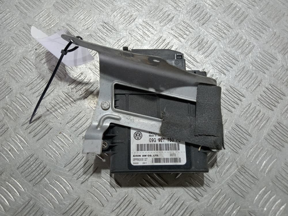 Блок управления АКПП к Volkswagen Passat B6 (05-10)
