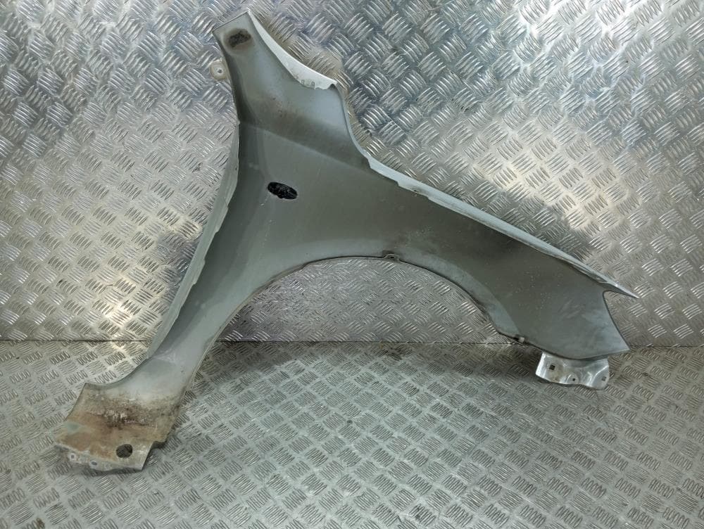 Крыло переднее левое к Mazda 3 BK (03-06)