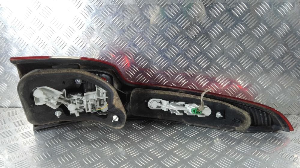 Фонарь задний правый к Volvo V50 (03-10)