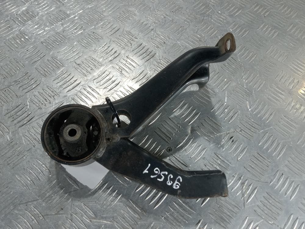 Подушка крепления двигателя к Mitsubishi Outlander 2 (07-10)