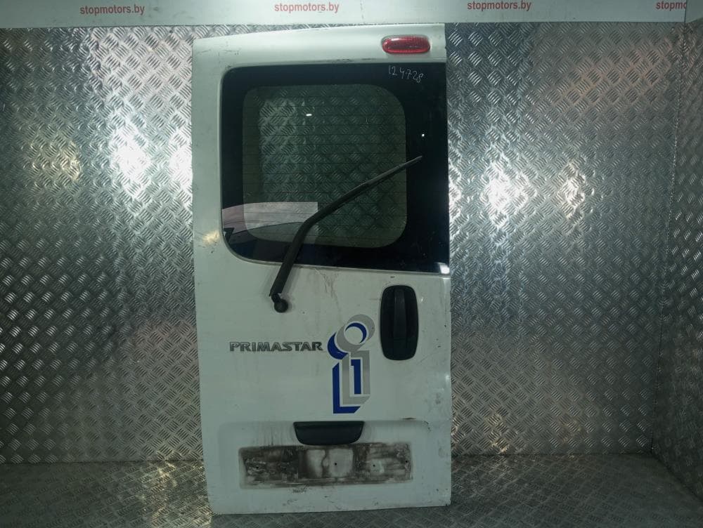 Дверь задняя распашная левая к Nissan  Primastar (02-06)