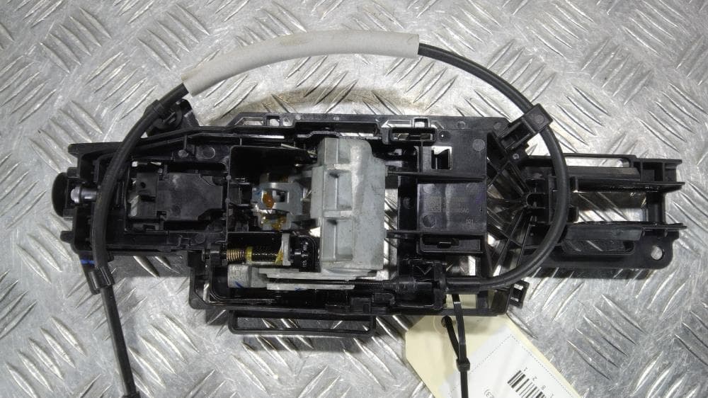 Кронштейн ручки двери к Jeep Grand Cherokee WL (21-24)