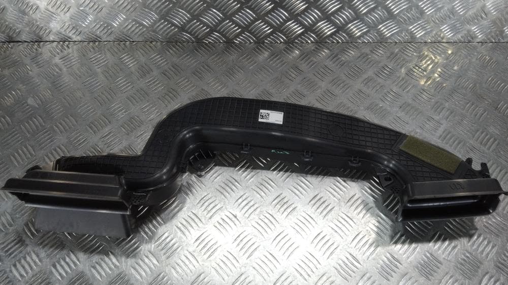 Воздуховод к Jeep Grand Cherokee WL (21-24)