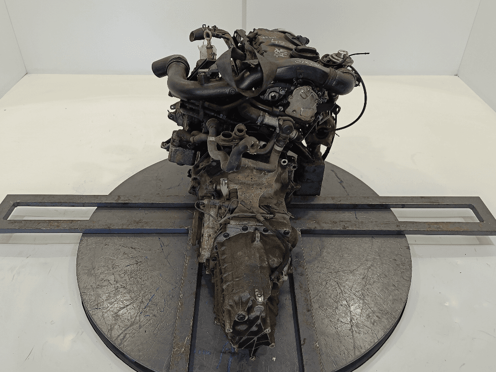 Двигатель к Audi A4 B6 (01-05)