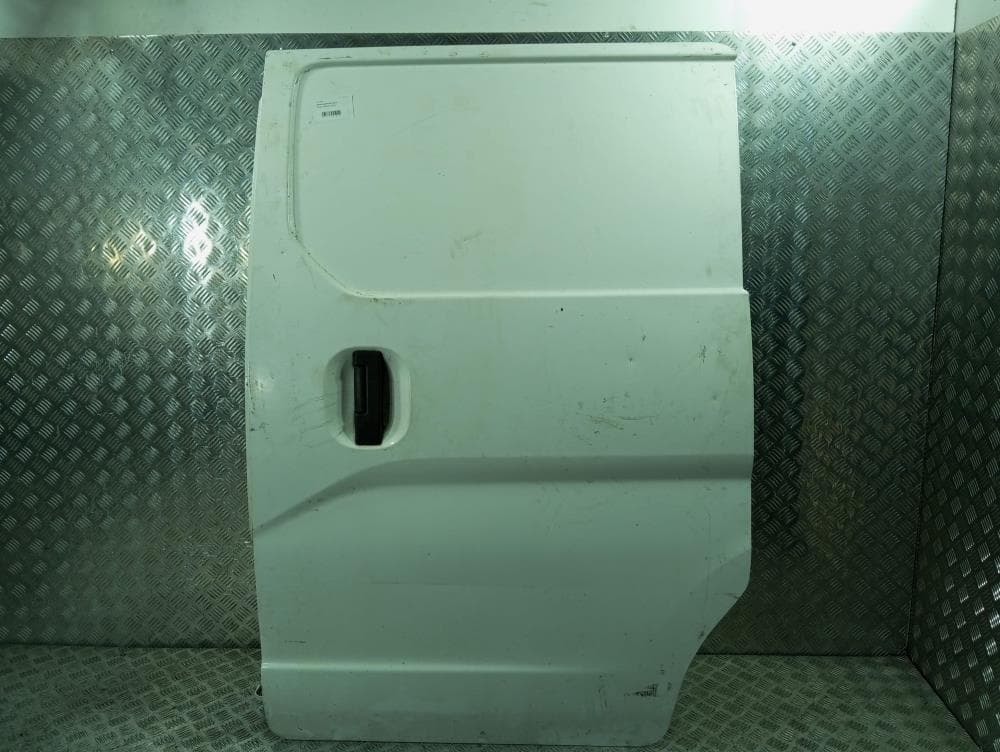 Дверь сдвижная левая к Nissan  NV200 (09-24)