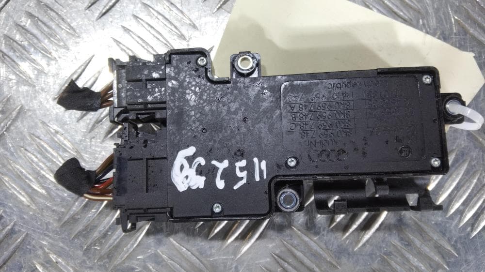 Кнопка регулировки сидения к Audi A4 B8/8K (07-11)