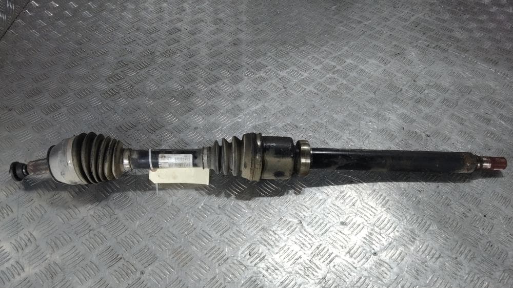 Полуось передняя правая (приводной вал, ШРУС) к Volvo V60 1 (10-13)