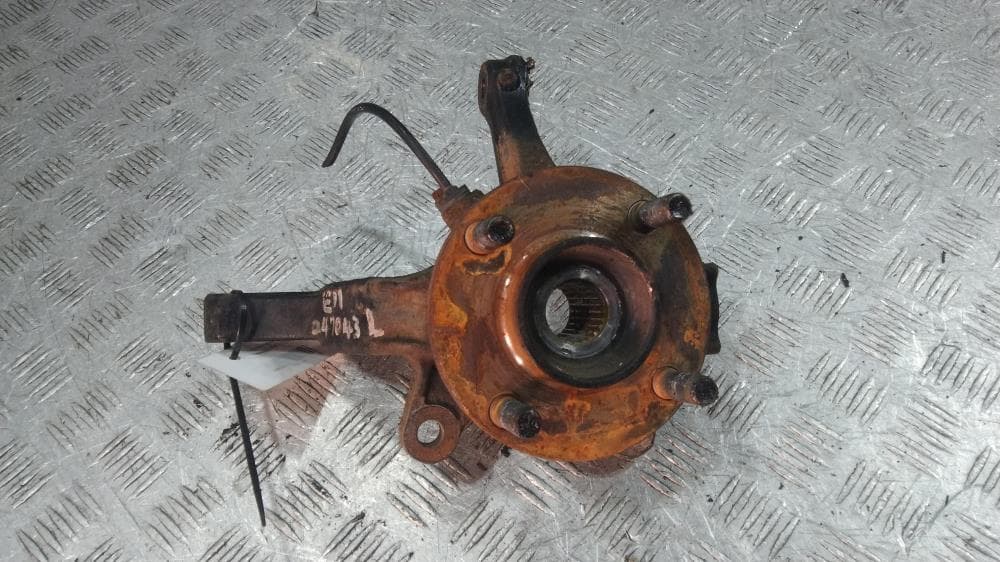 Кулак поворотный левый к Nissan  Tiida C11 Рестайлинг (07-14)
