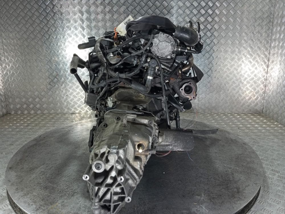 Двигатель к Audi A4 B6 (01-05)