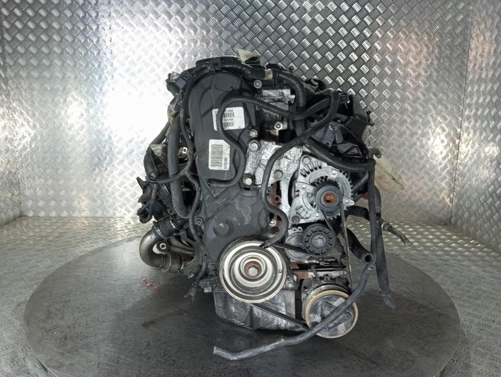 Двигатель к Volvo S40 2 (04-07)
