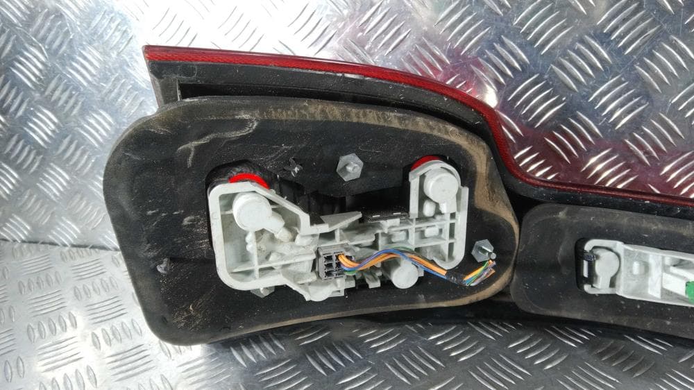 Фонарь задний правый к Volvo V50 (03-10)