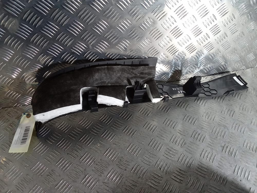 Обшивка стойки передней левой к Tesla Model X (15-21)