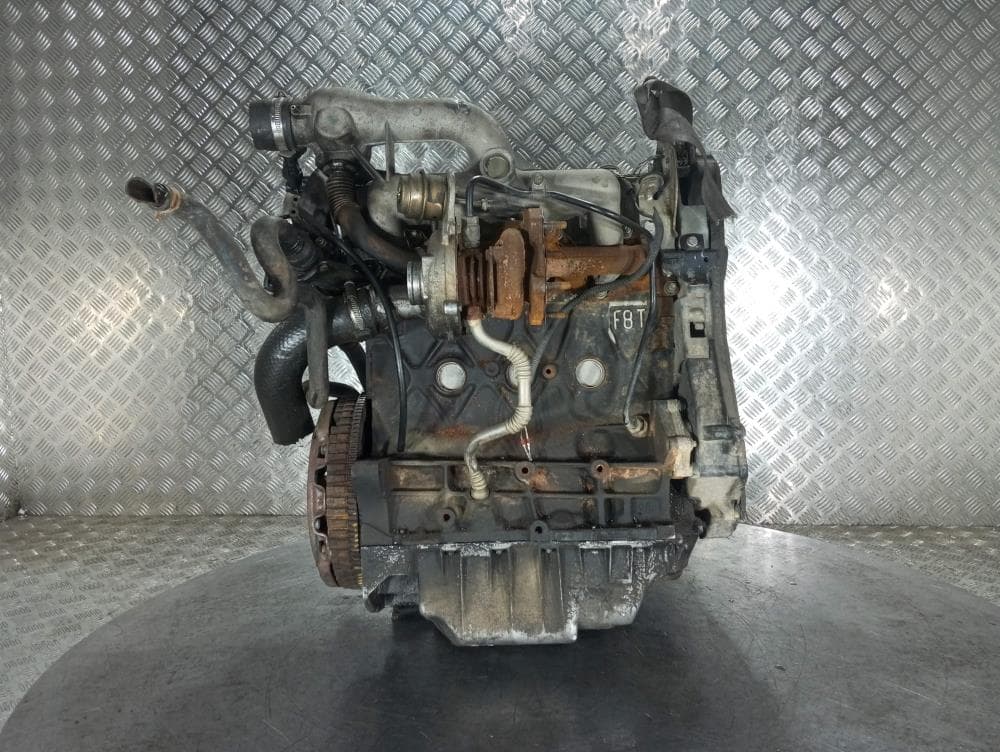 Двигатель к Renault Scenic RX4 (00-03)