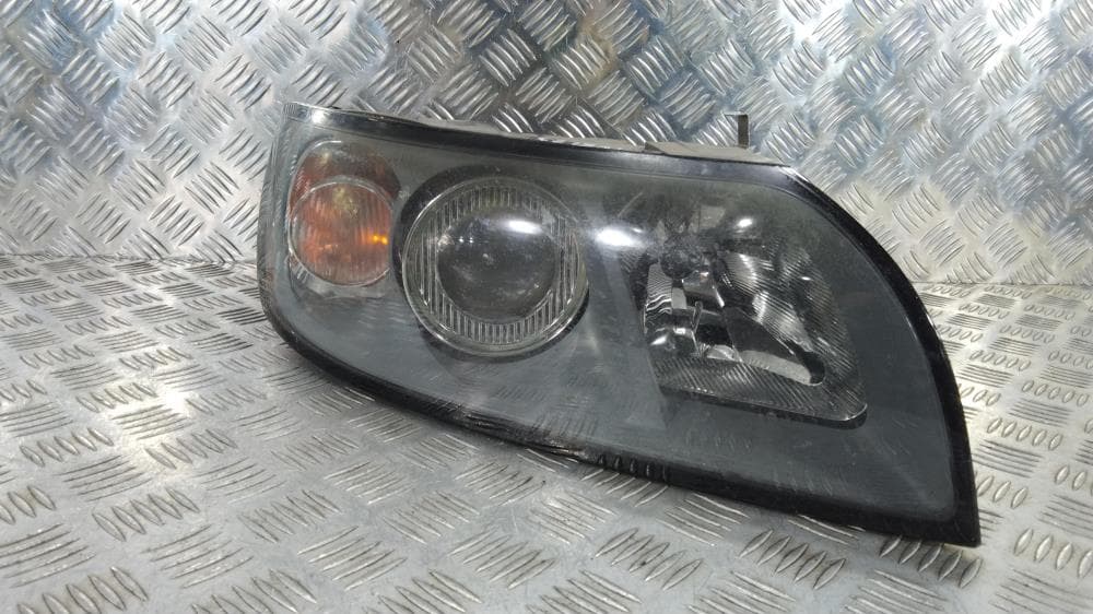 Фара правая к Volvo S40 1 Рестайлинг (00-04)