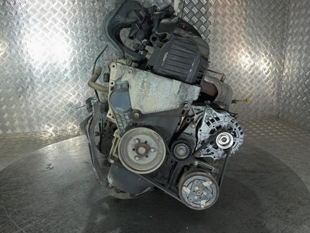 Двигатель к Citroen C3 1 (02-06)