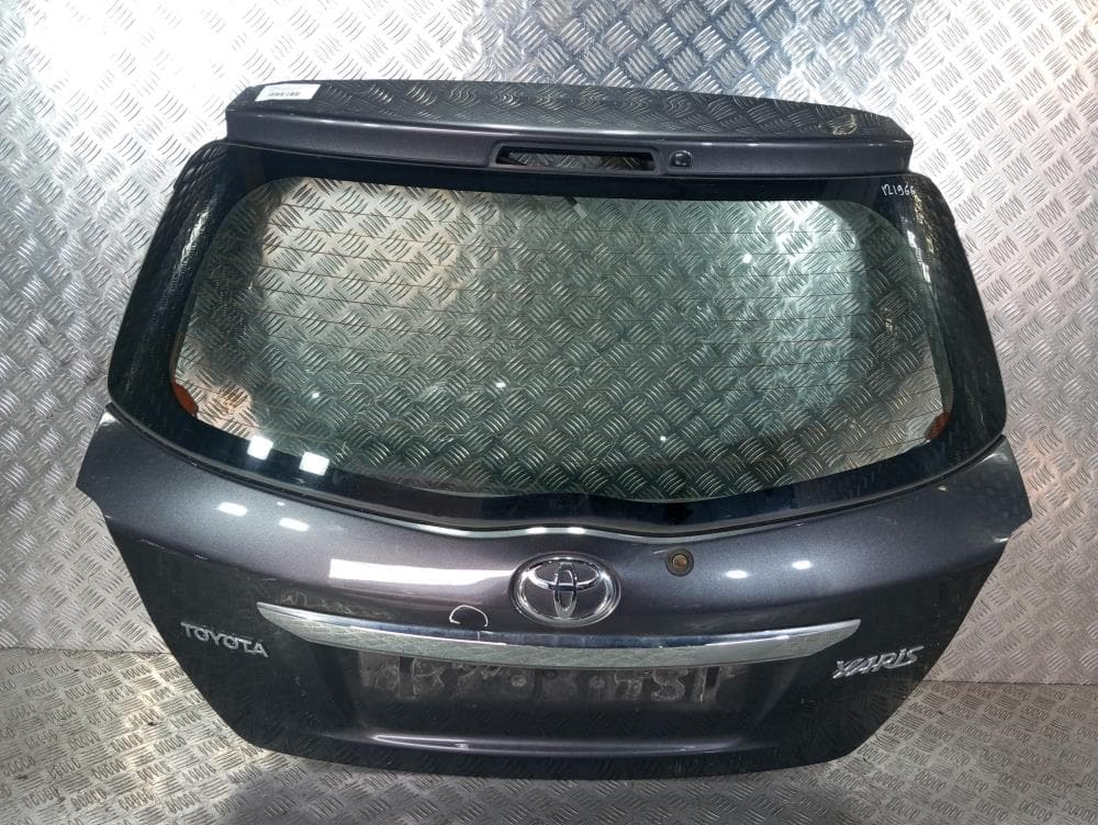 Крышка багажника (дверь 3-5) к Toyota Yaris 3 (10-14)