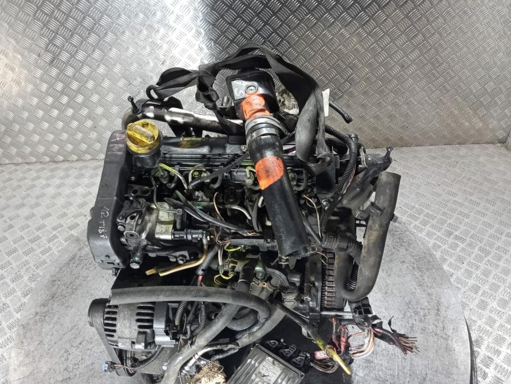 Двигатель к Renault Megane 2 (02-06)