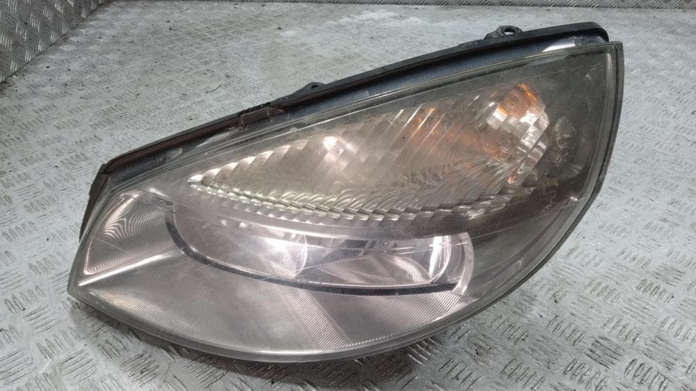 Фара левая к Renault Scenic 2 (03-06)