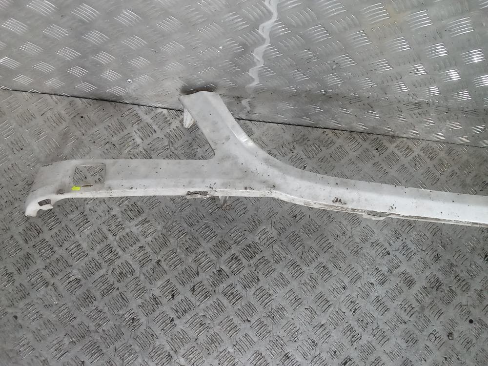 Ус под фару к Mercedes Sprinter W906 (06-14)