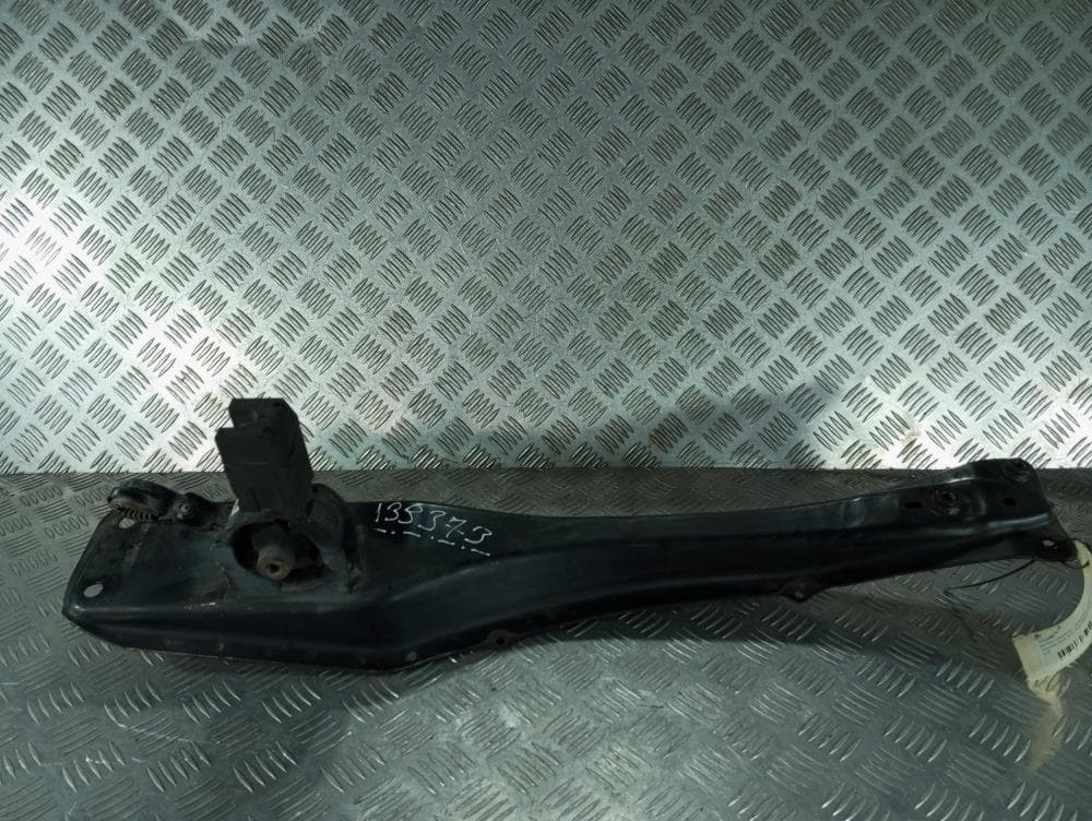 Балка подвески передняя (подрамник) к Toyota Voxy R70 Рестайлинг (10-13)