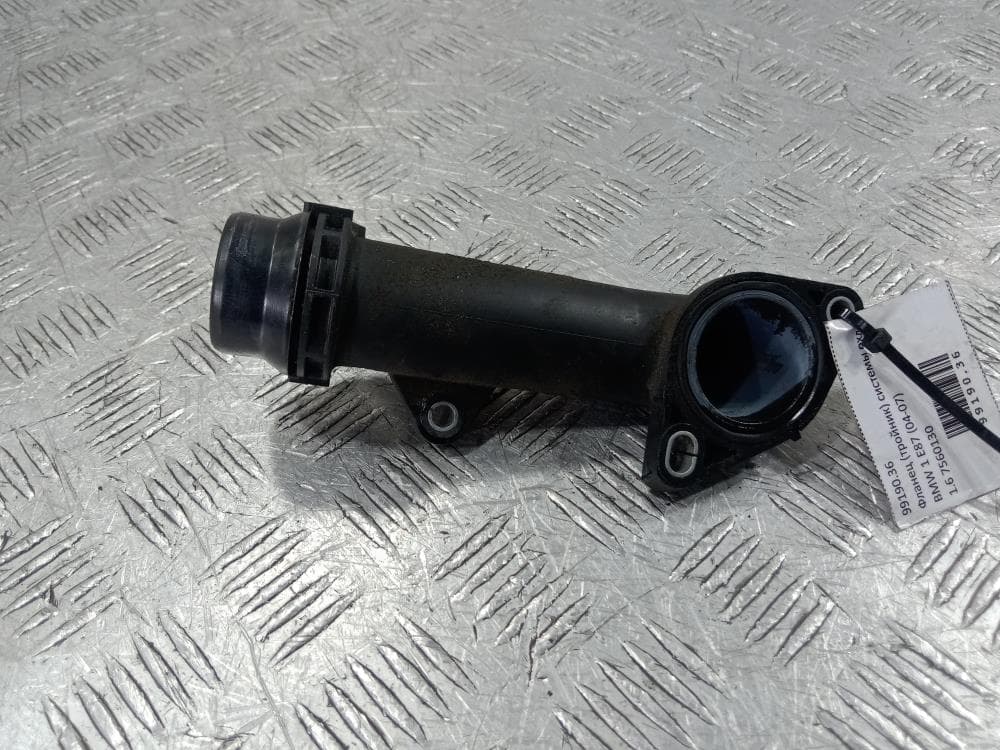 Фланец (тройник) системы охлаждения к BMW 1 E81/E82/E87/E88 (04-07)
