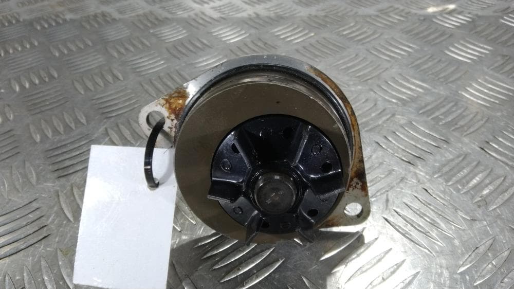 Помпа к Peugeot 307 (01-05)