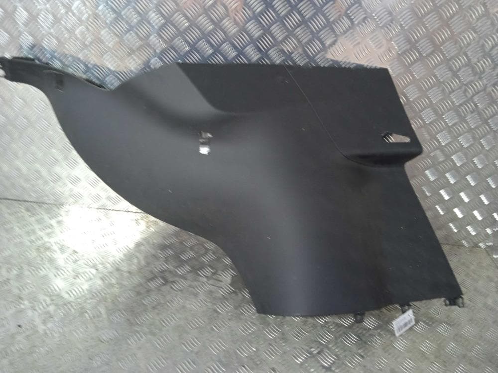 Обшивка багажника к Tesla Model X (15-21)
