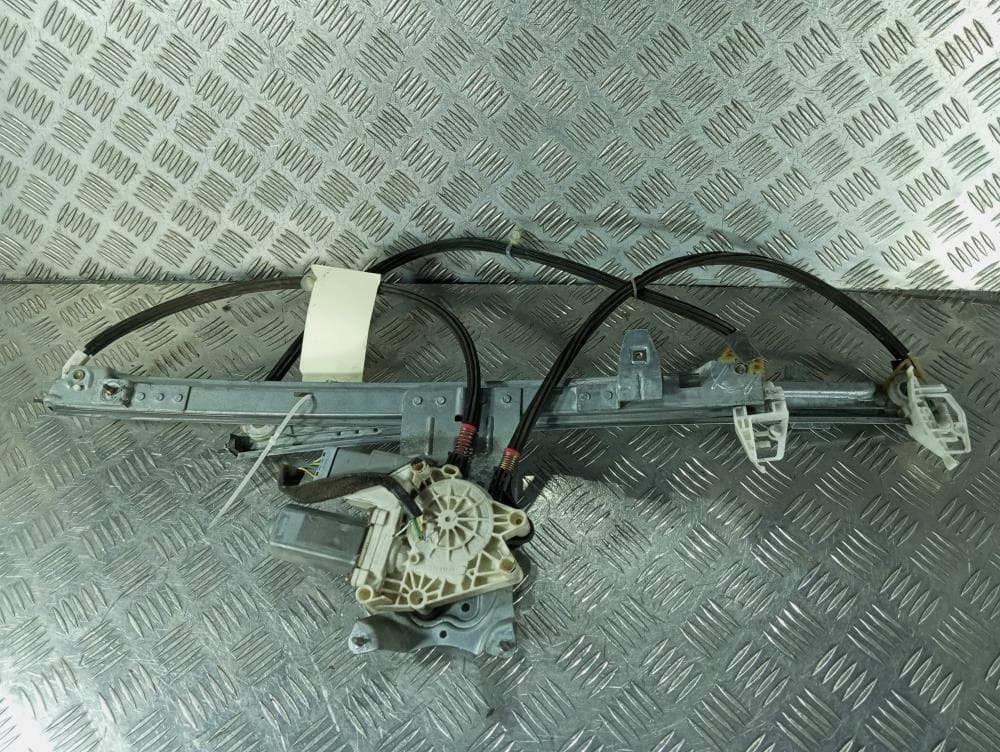 Стеклоподъемник передний левый к Citroen Xsara Picasso Рестайлинг (04-10)
