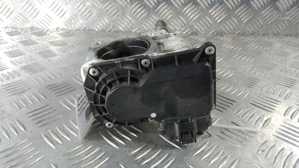 Заслонка дроссельная к Toyota Voxy R70 (07-10)
