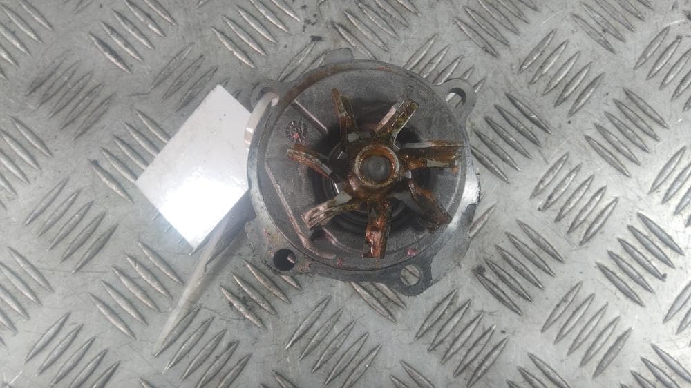 Помпа к Volkswagen Golf 5 (03-09)