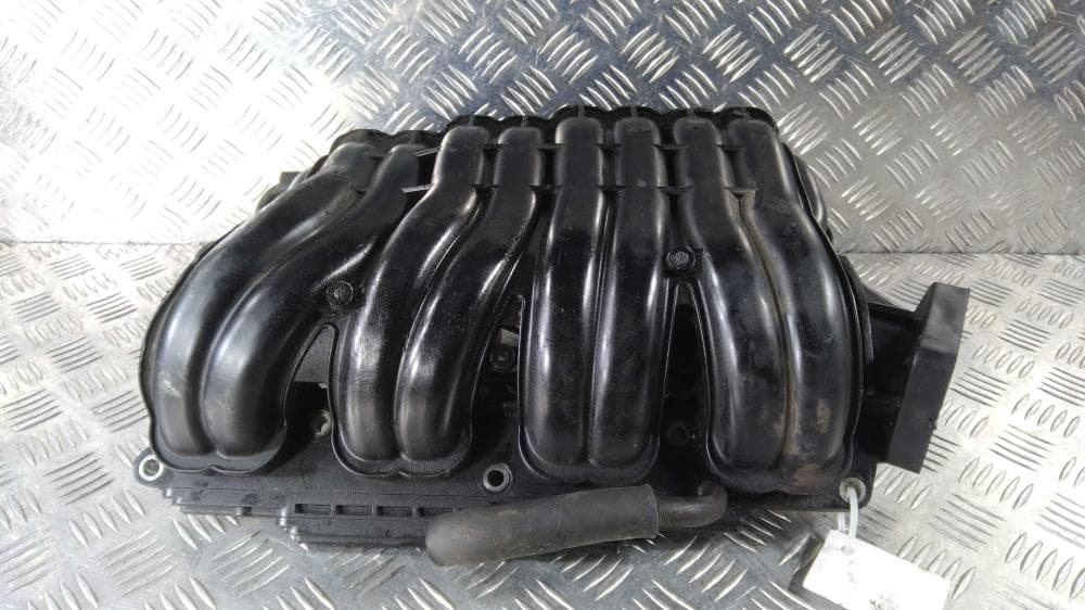 Коллектор впускной к Toyota Avensis 2 (03-06)