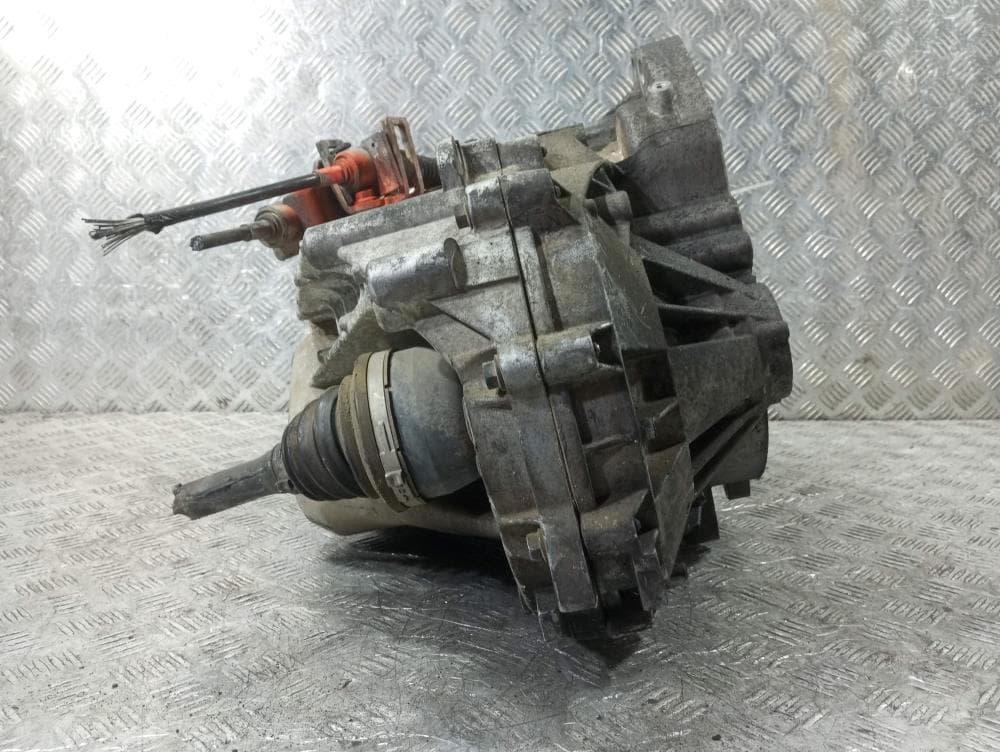 КПП механическая (МКПП) к Volvo S80 1 (98-06)