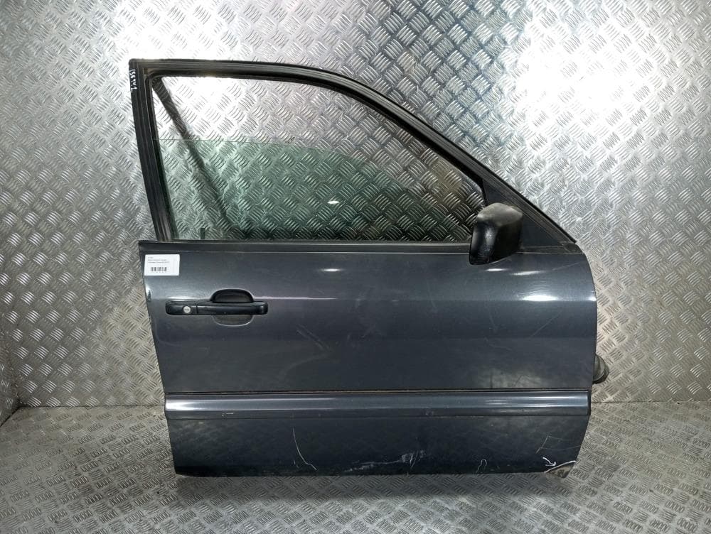 Дверь передняя правая к Volkswagen Passat B4 (93-97)