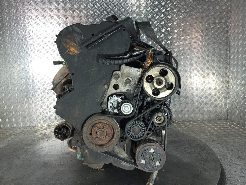 Двигатель к Peugeot 307 (01-05)