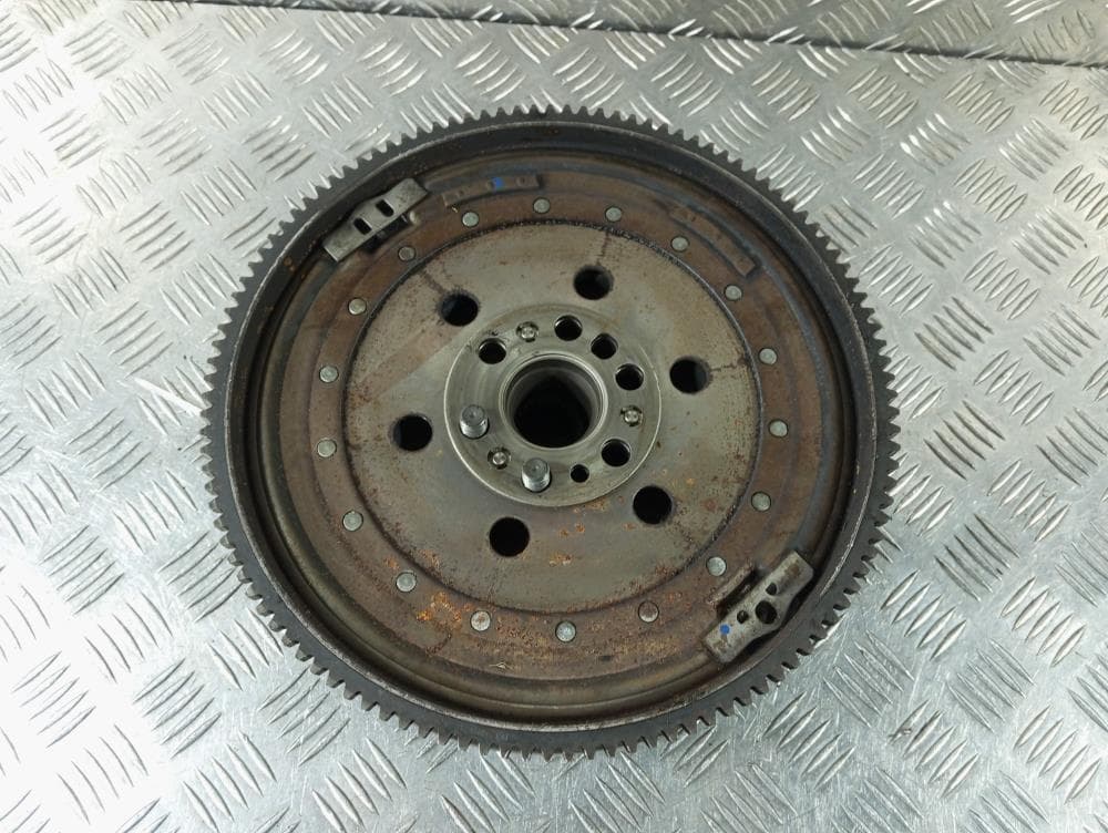 Маховик к BMW 3 E90/E91/E92/E93 (05-10)