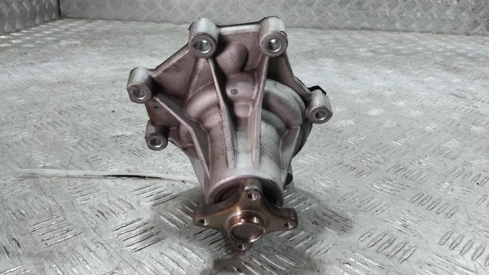 Помпа к Hyundai H1 2 (07-15)