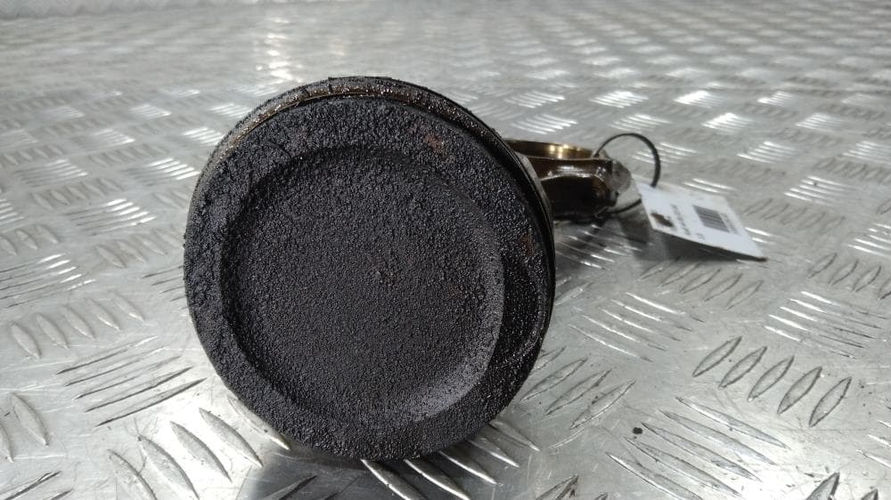 Поршень к Audi A4 B6 (01-05)