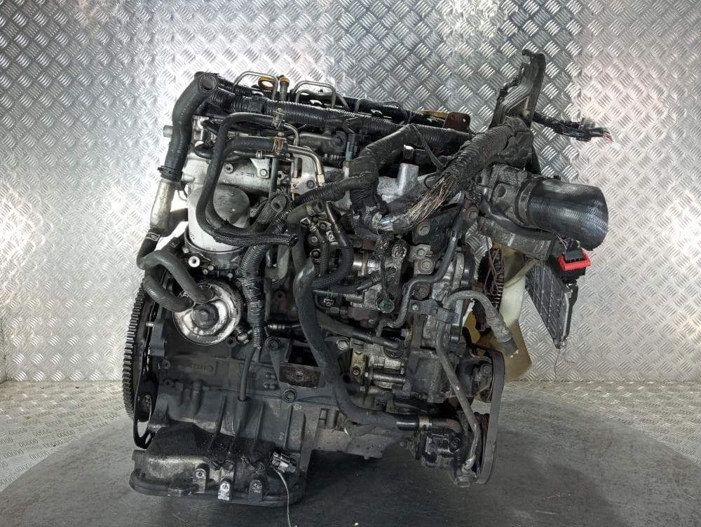 Двигатель к Nissan  Caravan 3 (12-17)