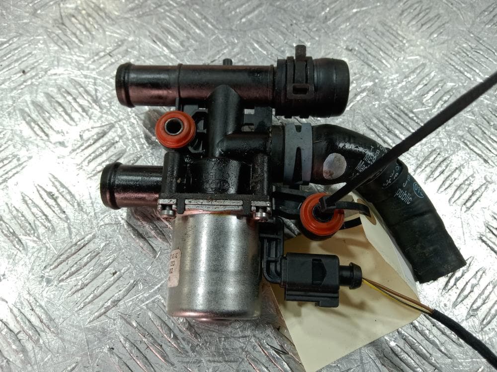 Кран отопителя (печки) к Porsche Cayenne 3 (17-24)